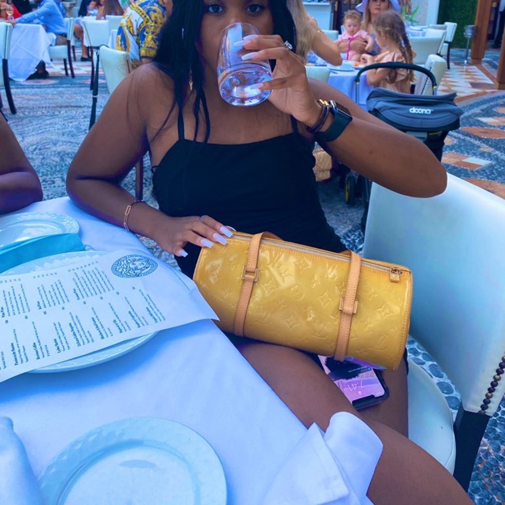 LOUIS Vuitton Vernis Purse